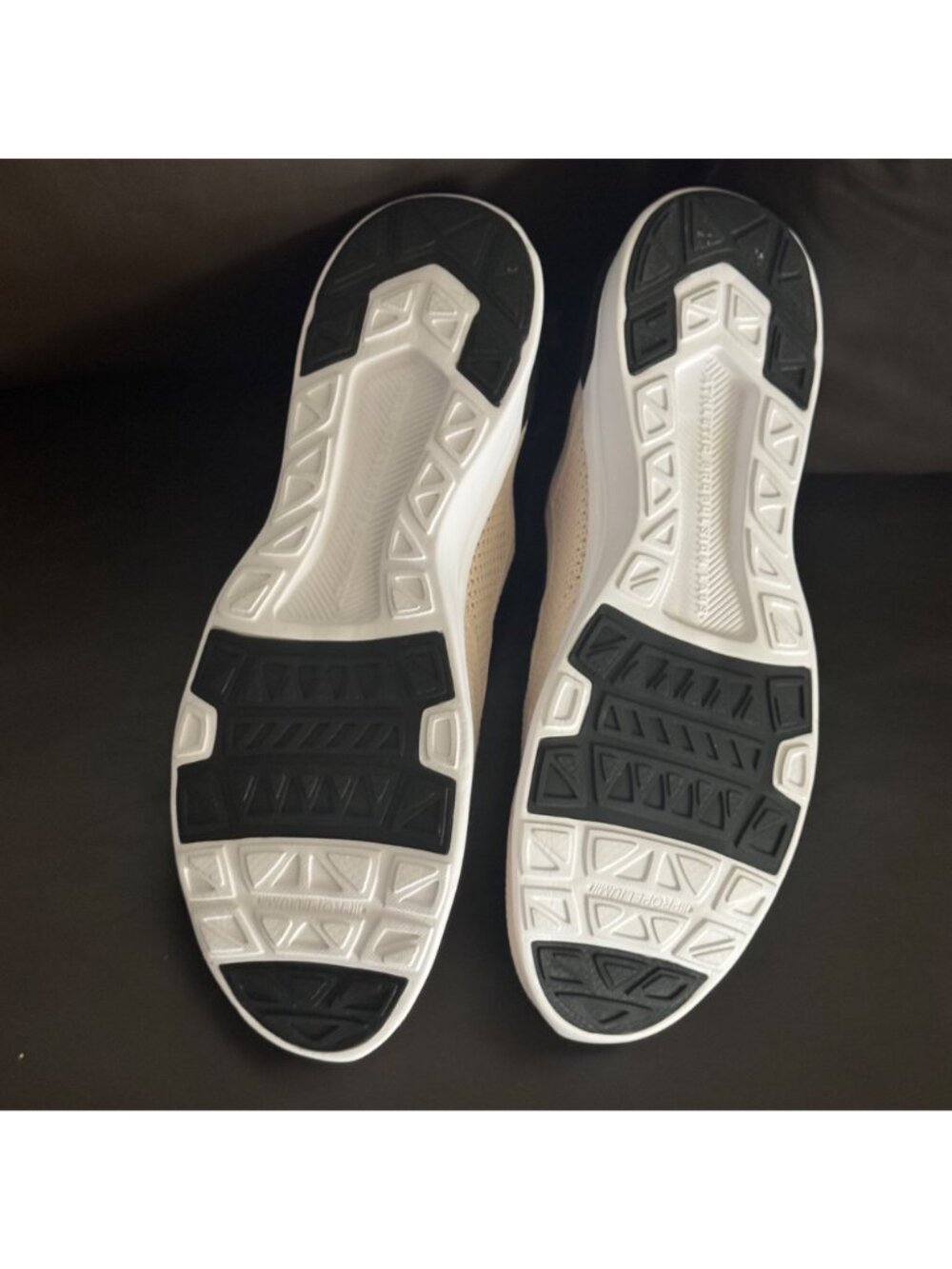 APL Techloom Tracer Mens Running Shoes Beige & Black Size 14 lightweight NWOB - Picture 6 of 11